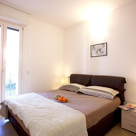 4 Village Centre Lenno Homes With Pool-By Italian Apartments Oda fotoğraf