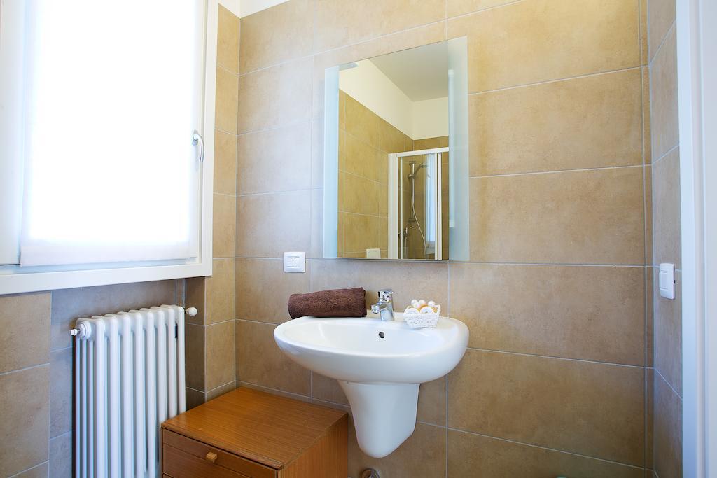 4 Village Centre Lenno Homes With Pool-By Italian Apartments Oda fotoğraf